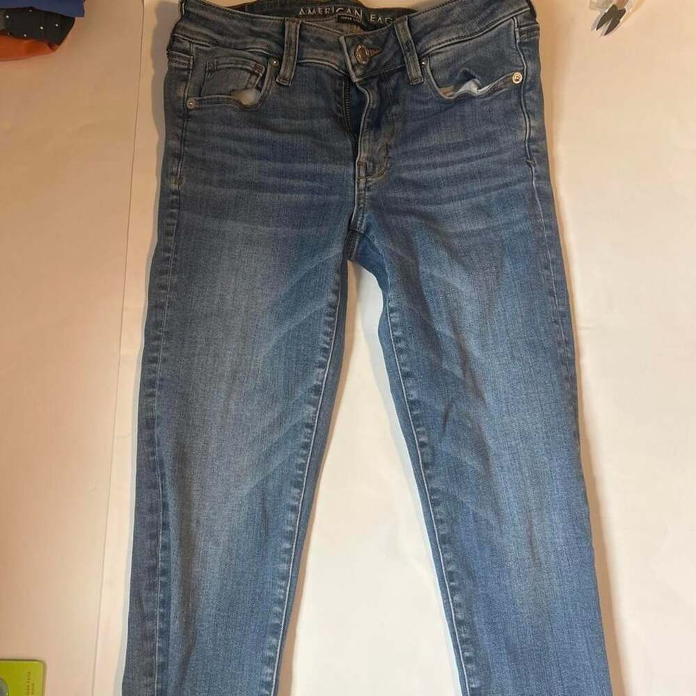 American Eagle Super Stretch Skinny Jeans Size 4 Short Blue Denim